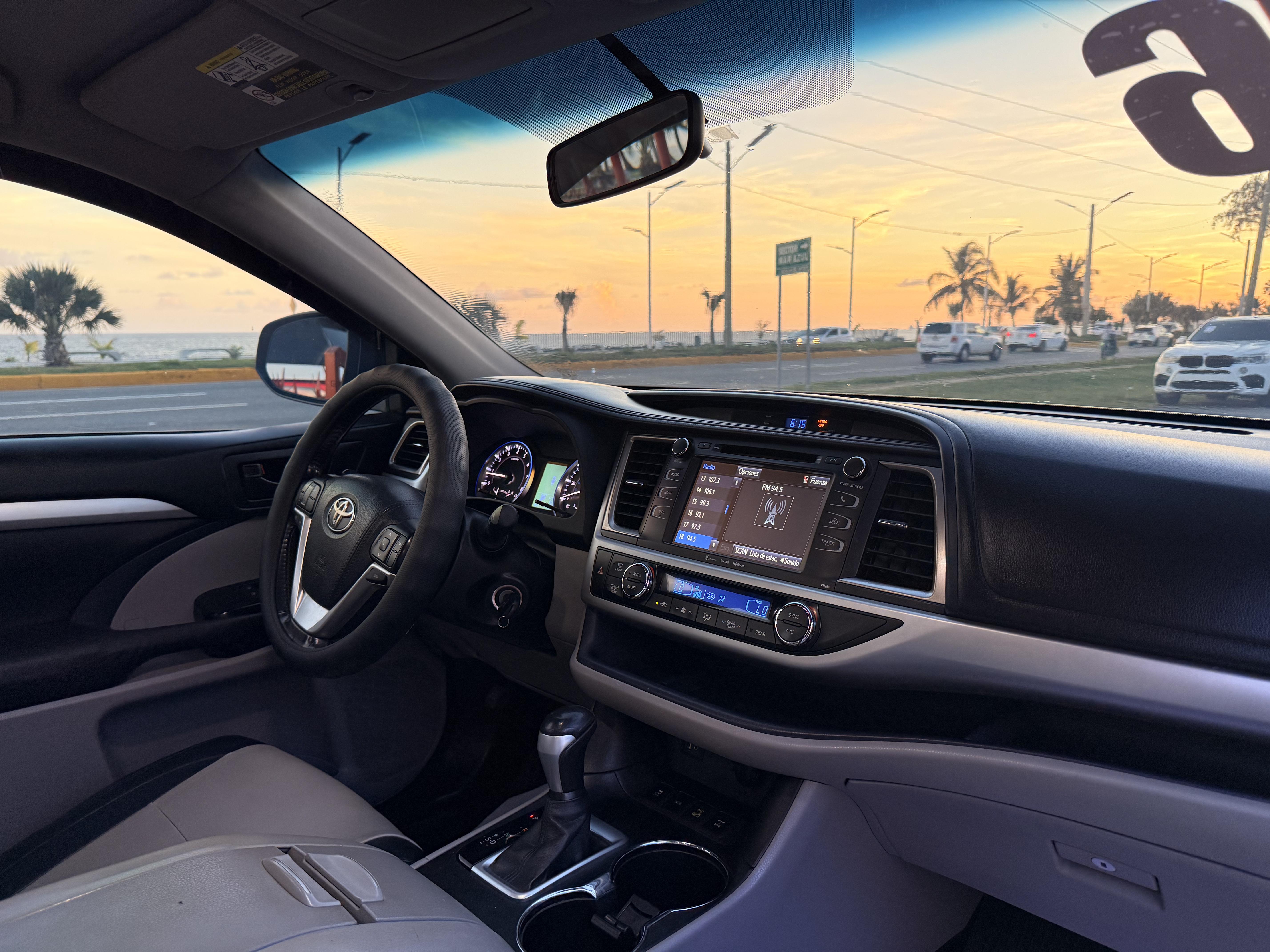 Toyota Highlander LE Plus AWD 2016 Foto 7323130-7.jpg