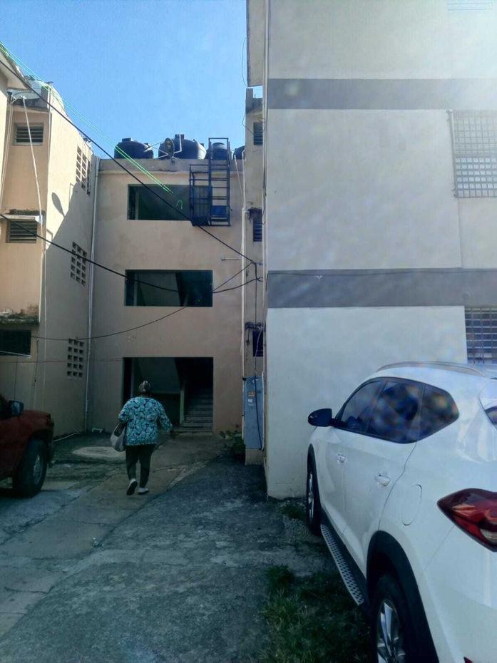 Apartamento en venta en villa Duarte Santo Domingo Este frente al parq Foto 7323136-5.jpg