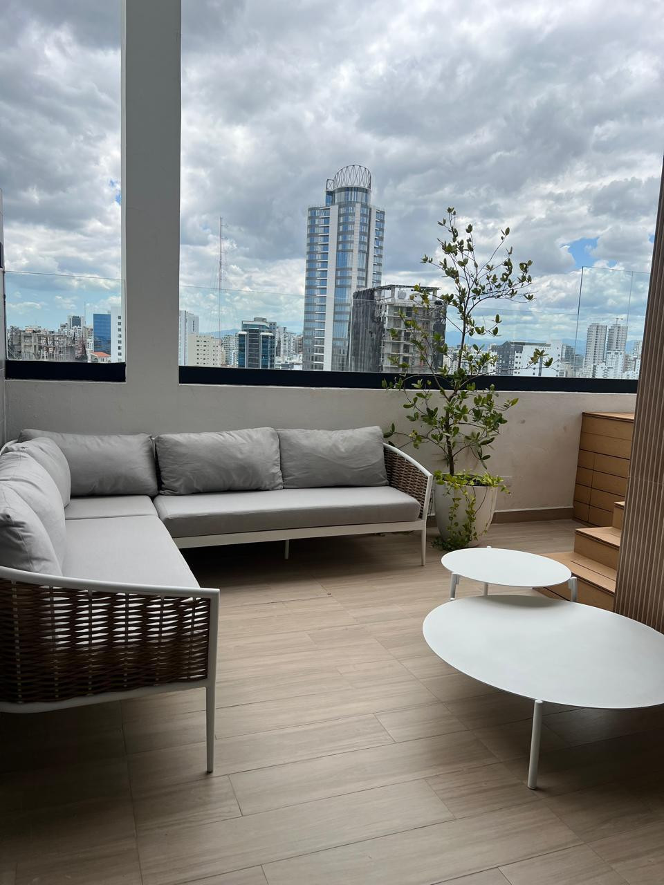 APARTAMENTO AMUEBLADO EN ALQUILER  ENSANCHE NACO Foto 7323142-6.jpg