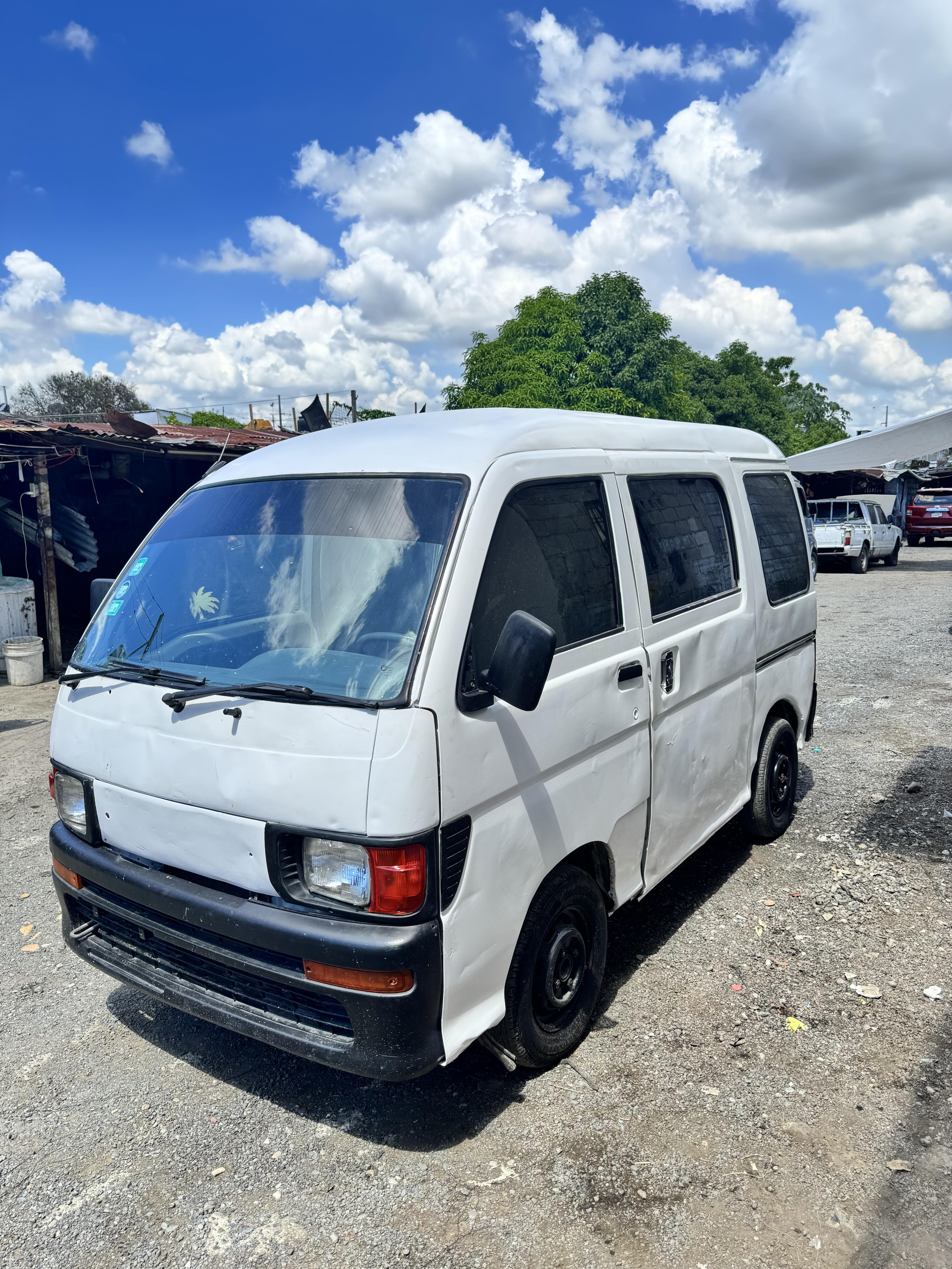 Daihatsu Hijet Año 2000. Foto 7323303-4.jpg