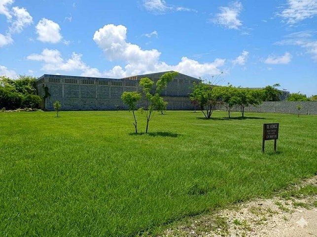 Terreno en venta en Autopista Las Américas. Cerca del club de aduanas. Foto 7323418-1.jpg
