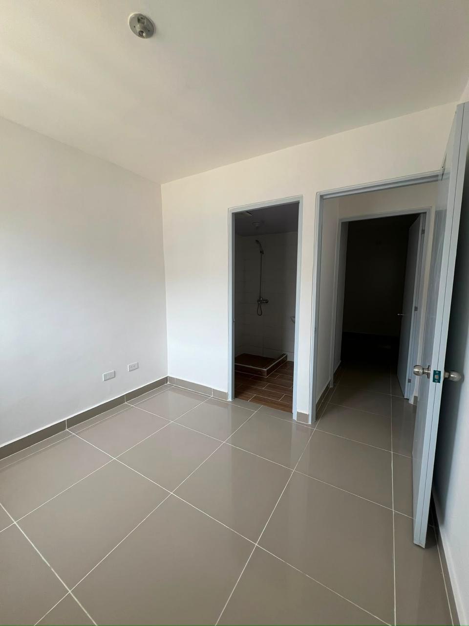 Apartamento de 2 Habitaciones  Estudio en Venta en la Ciudad Juan Bosc Foto 7323522-8.jpg
