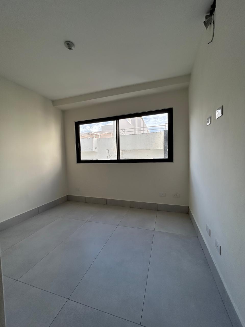 ALQUILO APTO EN LA ESPERILLA 2 HABS. 2 PAQUEOS PISO 11 Bolivar One Tow Foto 7323544-7.jpg