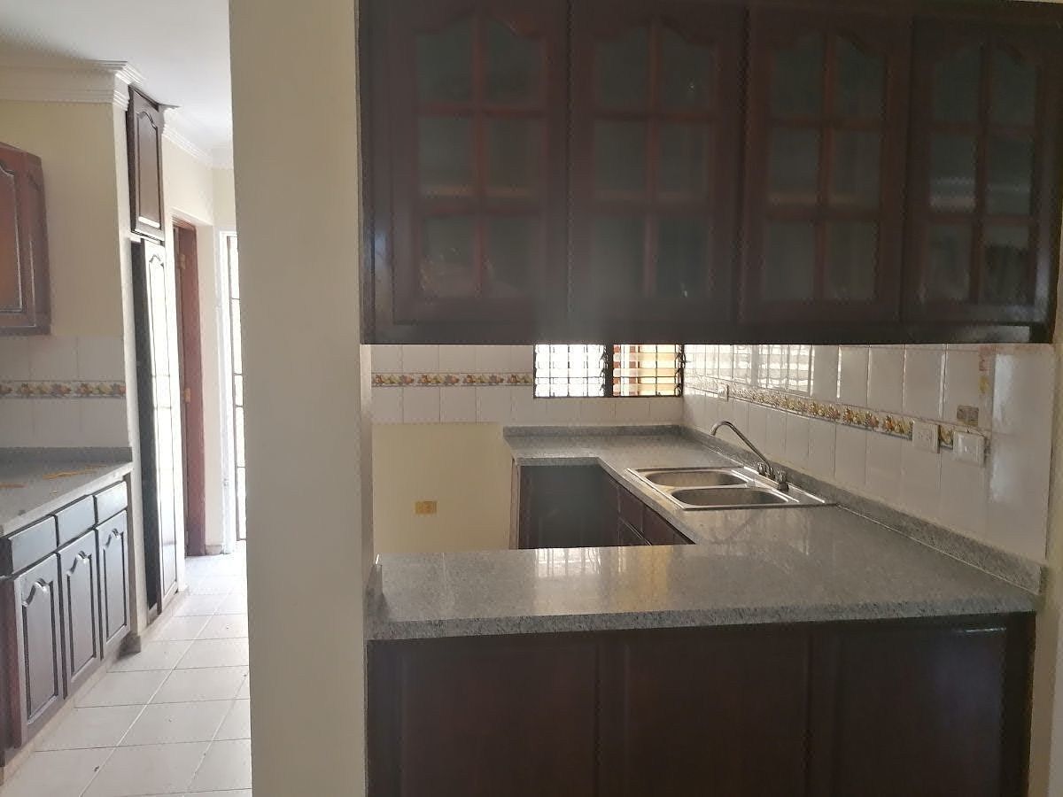 Alquiler en Santo Domingo Este Foto 7323574-5.jpg