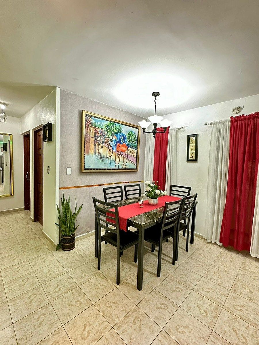 Apartamento AMUEBLADO en la AV. ESPAÑA disponible para VENTA o ALQUILE Foto 7323577-3.jpg