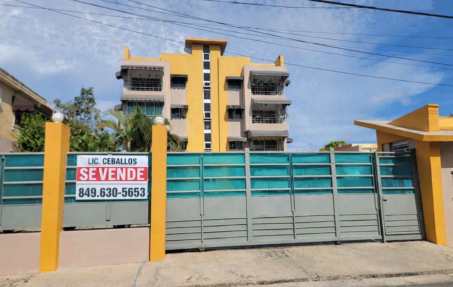 VENDO CONFORTABLE Y AMPLIO APARTAMENTO EN SANTO DOMINGO ESTE. 2DO. NIV Foto 7323643-3.jpg