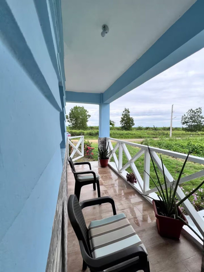 CASA AZUL EN VENTA  LAGOS DE REYES GUERRA Foto 7323655-3.jpg