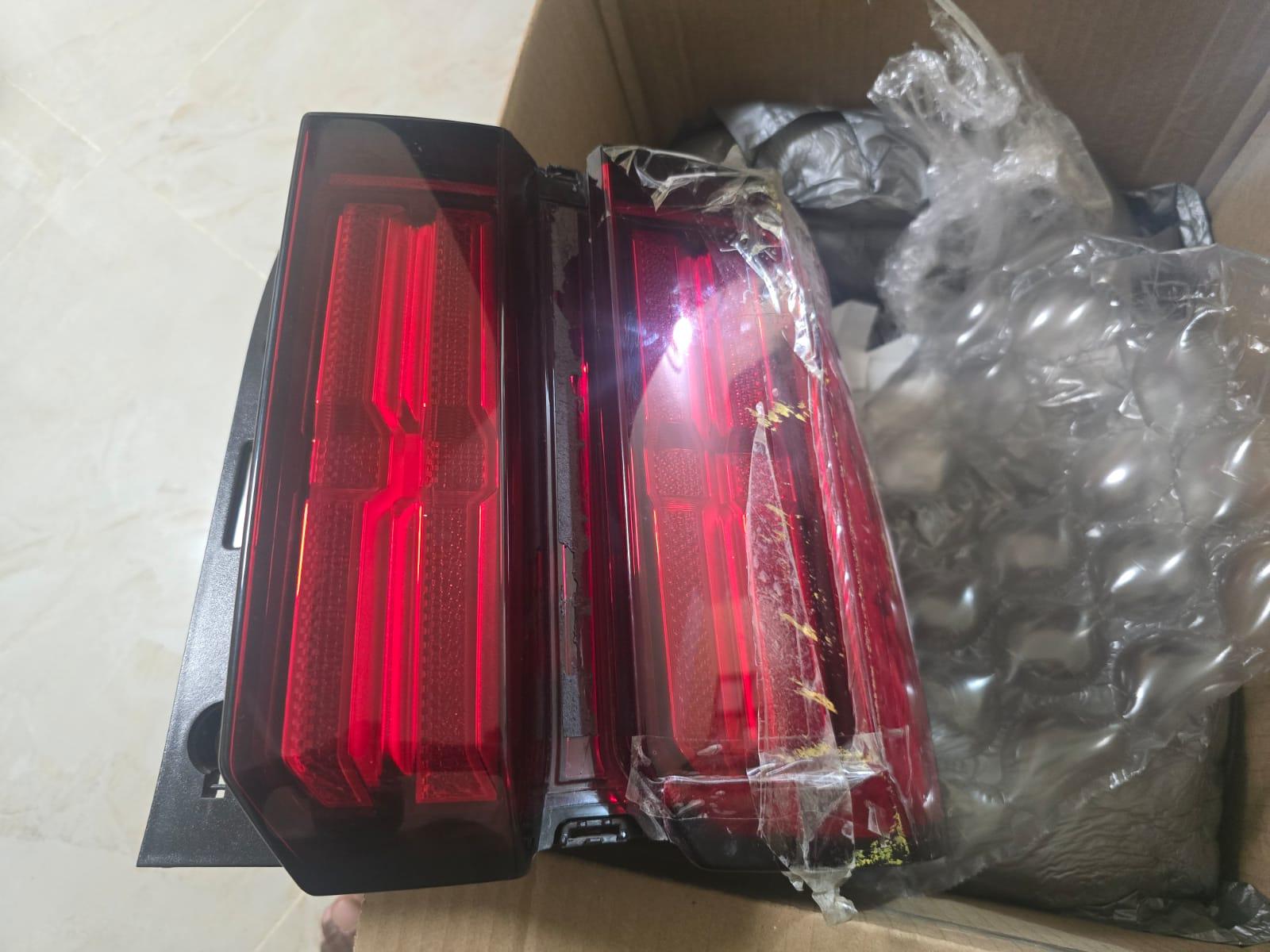 LUZ TRASERA LED ORIGINAL KIA SORENTO SX / SX PRESTIGE 2021 · 2022 · 20 Foto 7323880-1.jpg