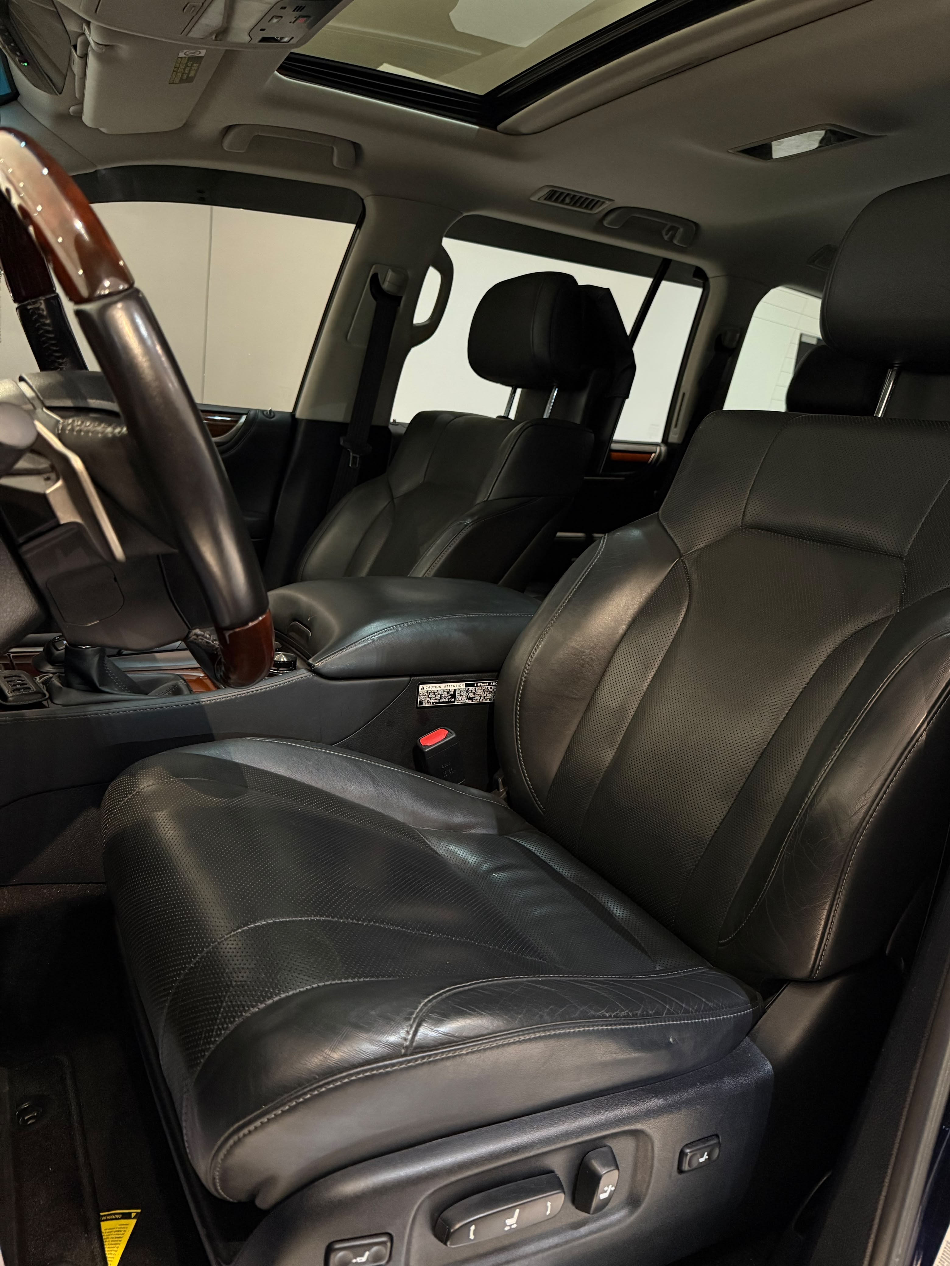 Lexus LX570 2019 - 72000usd Foto 7323898-10.jpg
