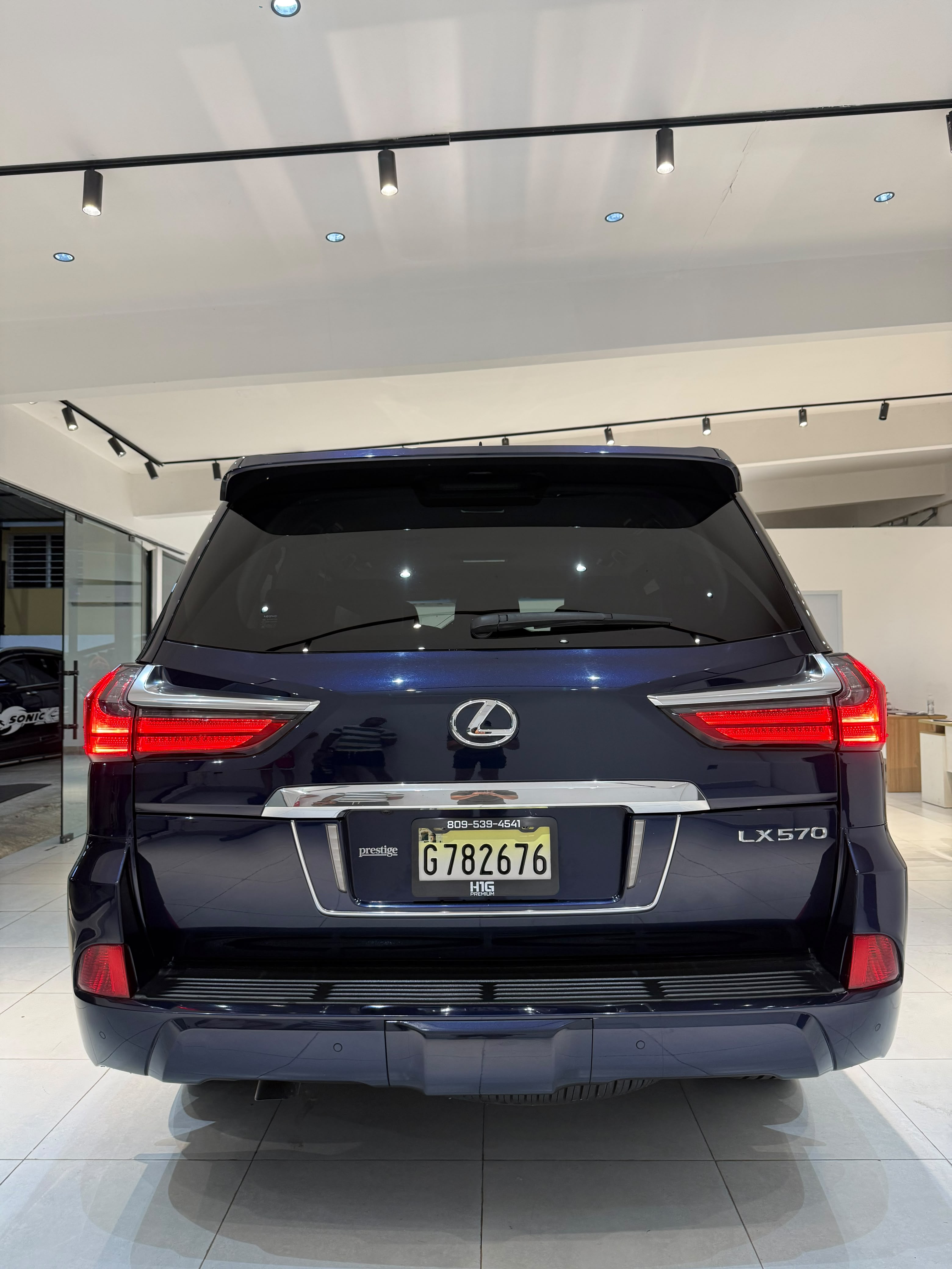 Lexus LX570 2019 - 72000usd Foto 7323898-5.jpg