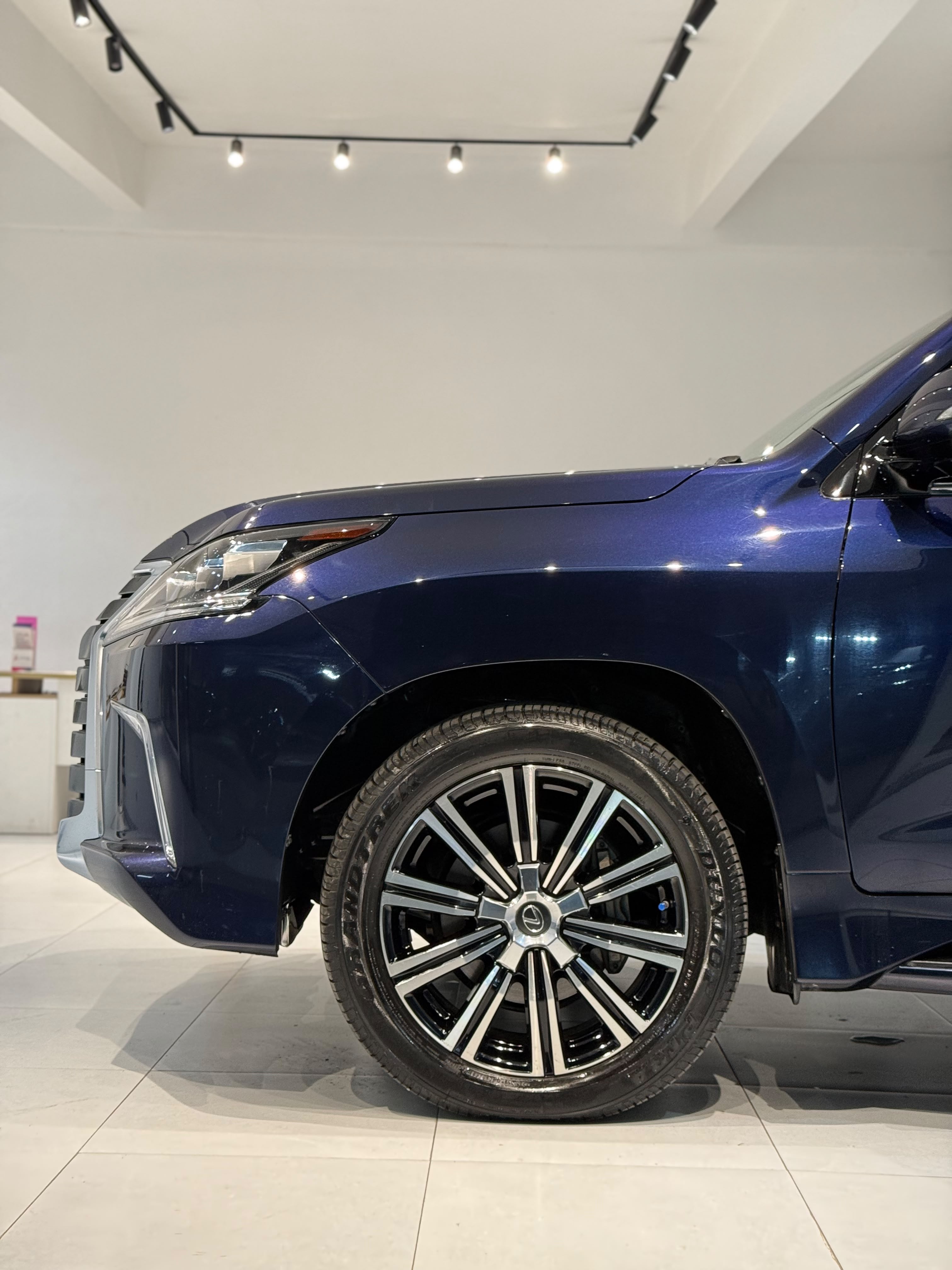 Lexus LX570 2019 - 72000usd Foto 7323898-8.jpg