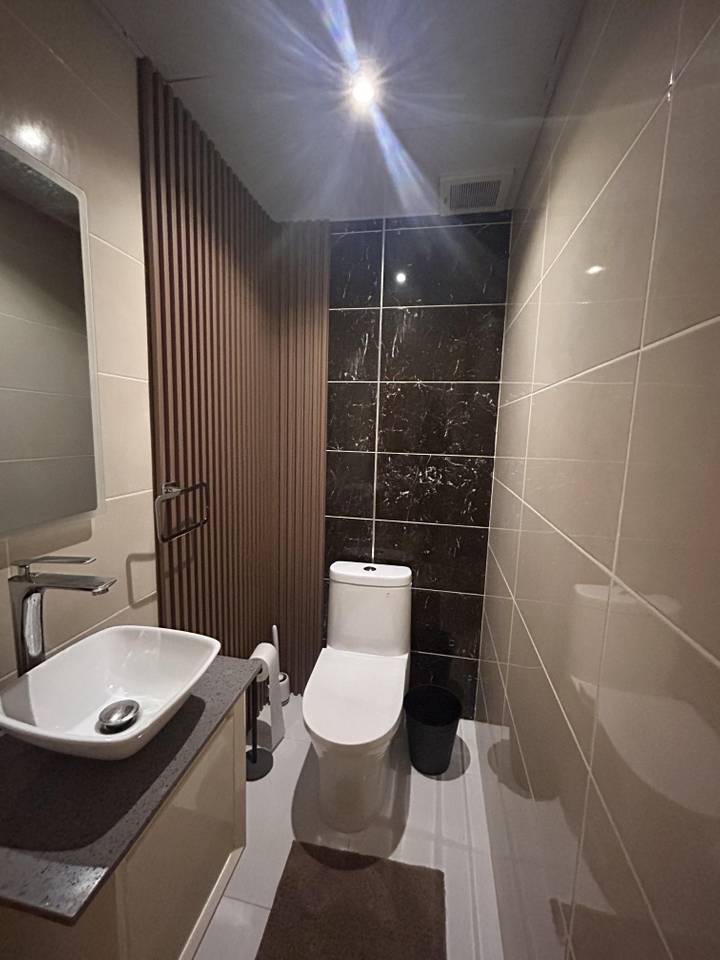 Este hermoso y elegante espacio amueblado puede ser tu próximo hogar Foto 7323902-9.jpg
