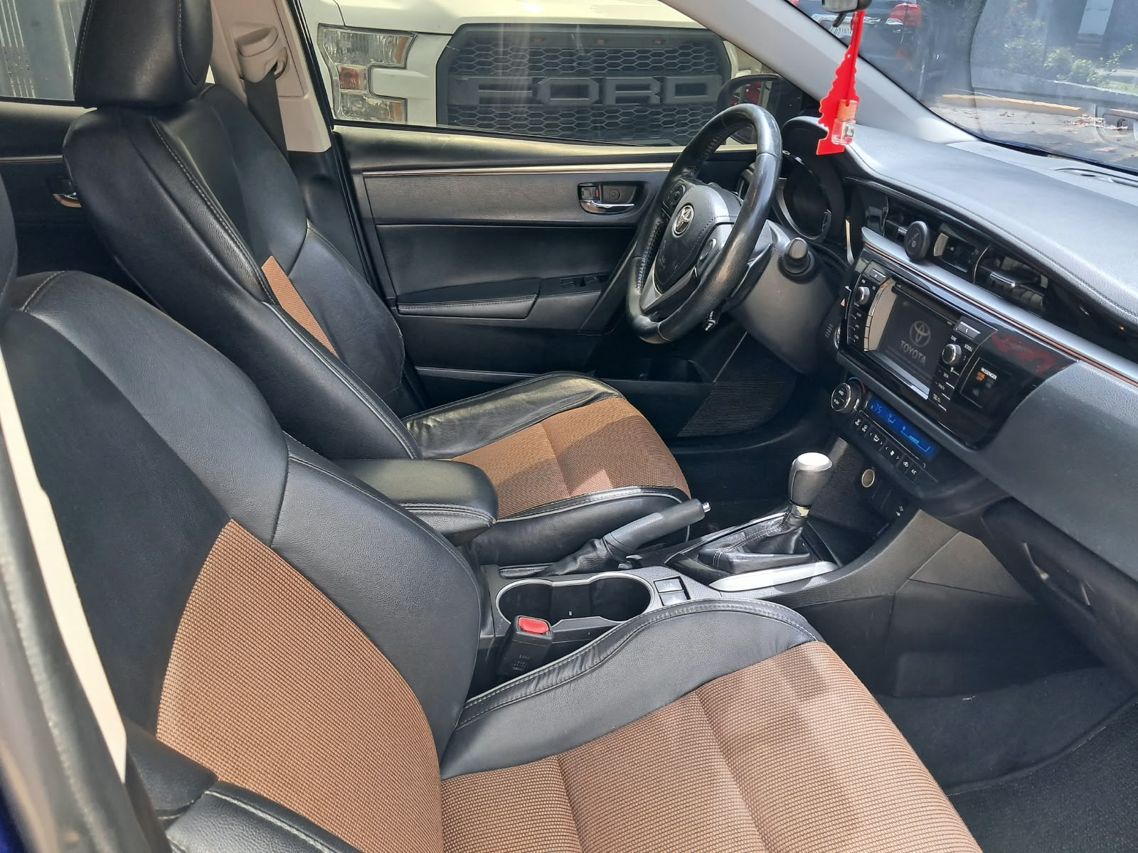 Toyota Corolla S 2014 Foto 7323908-12.jpg