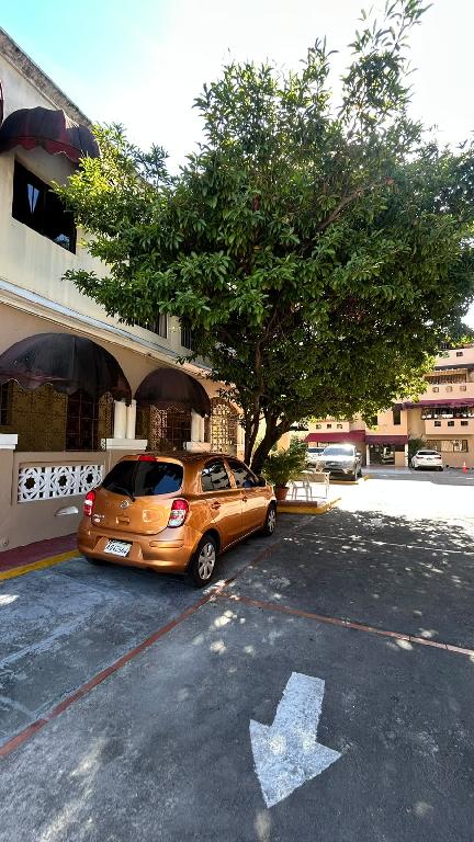 Apartamento  en venta en Gazcue Distrito Nacional Foto 7323910-1.jpg