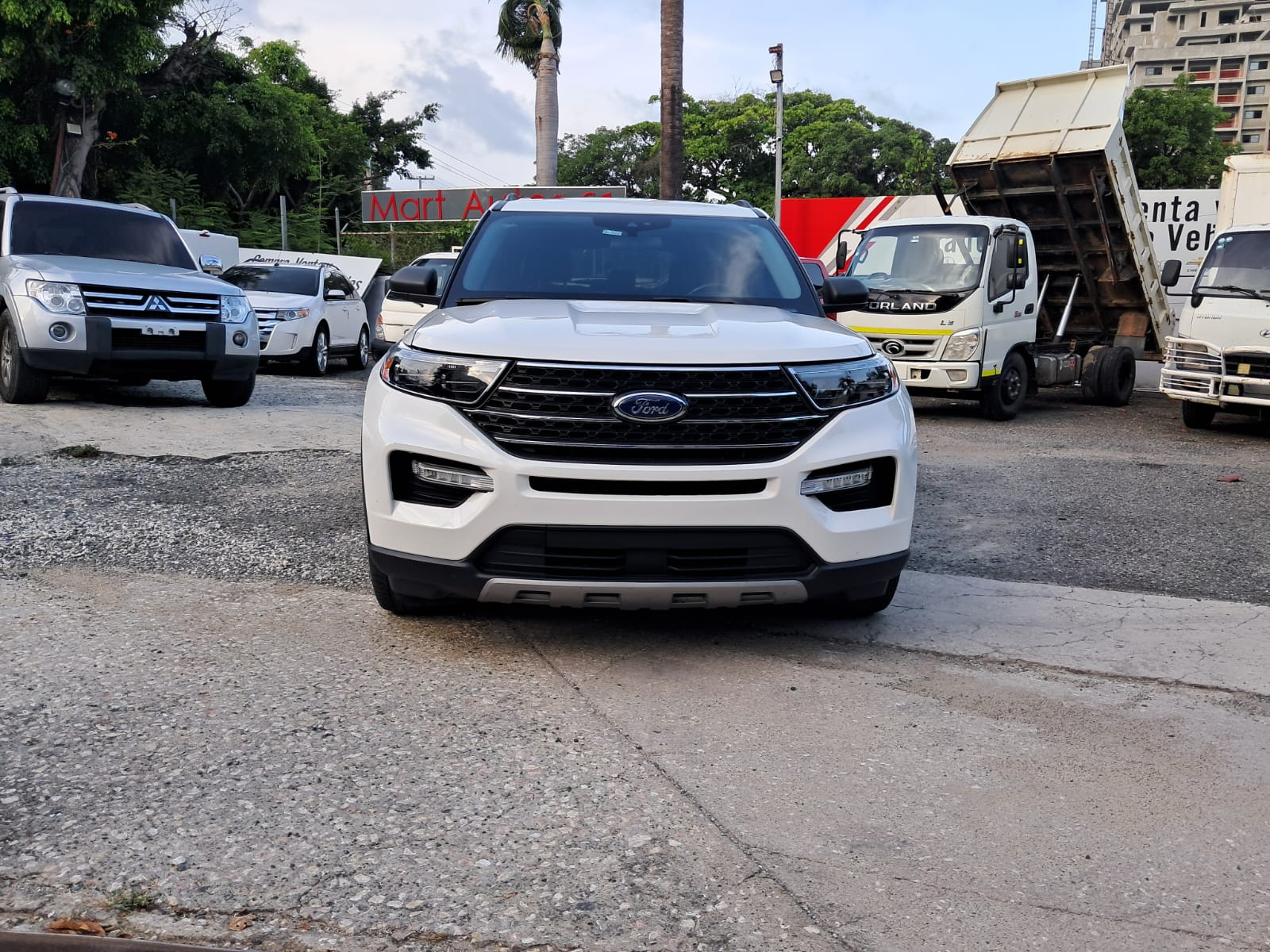 Ford Explorer XLT 2021 Foto 7323986-3.jpg