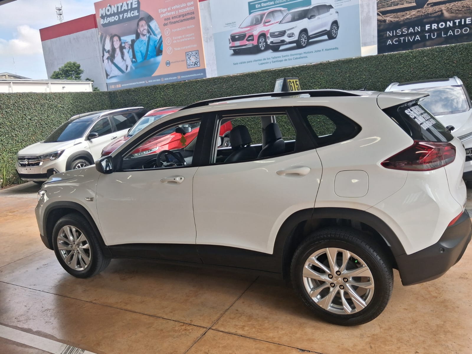Chevrolet Tracker LT 2023 con 12.030 Kilómetros  Foto 7324004-2.jpg