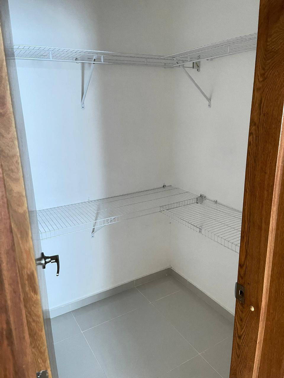 APARTAMENTO EN ALQUILER  Ensanche Paraiso  Foto 7324053-5.jpg