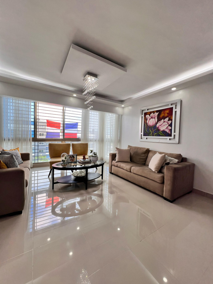 En Venta Hermoso Penhouse en Altos de Arroyo Hondo II Foto 7324055-5.jpg