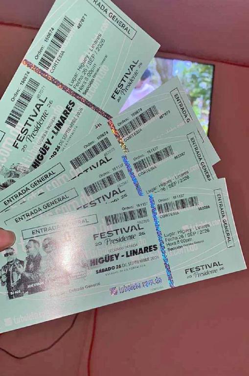Boleta Ticket Entrada Festival Presidente Sábado 12 Foto 7324078-1.jpg
