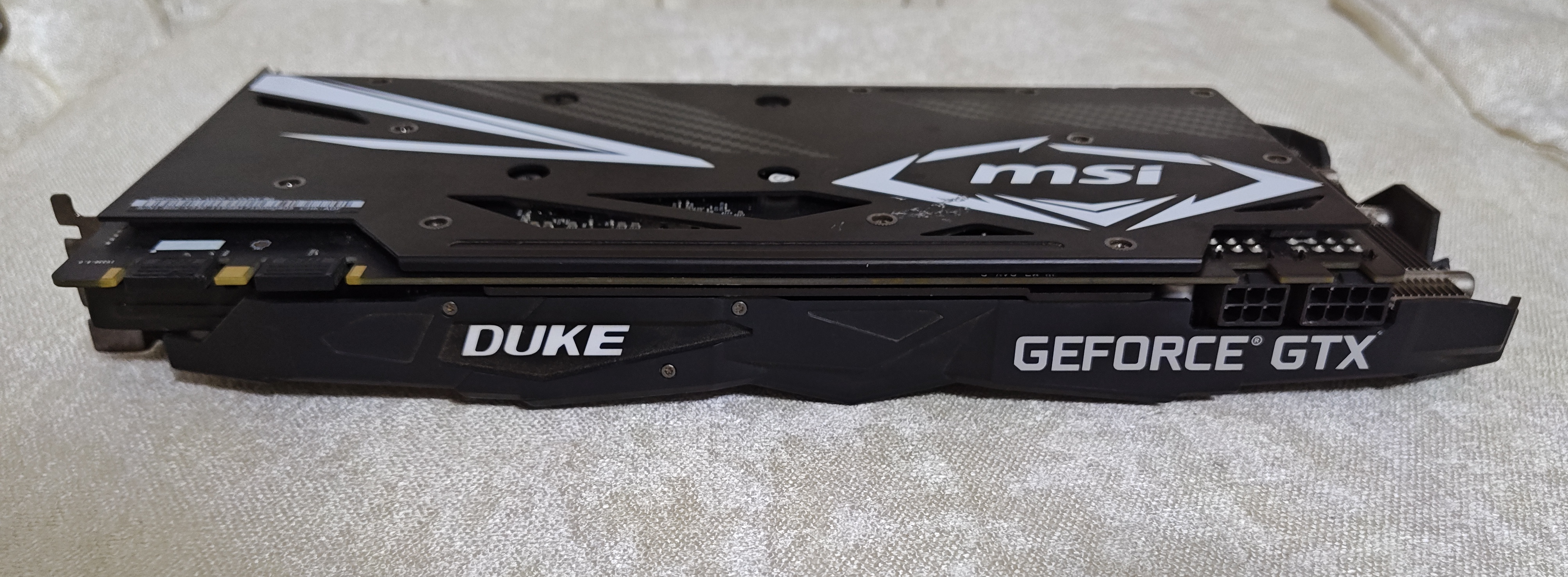 Tarjeta de Video MSI GTX 1070 Ti DUKE 8GB 3 Fans Foto 7324100-5.jpg