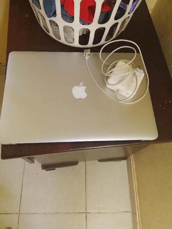 Vendo laptop apoll en Santo Domingo Oeste Foto 7324284-1.jpg