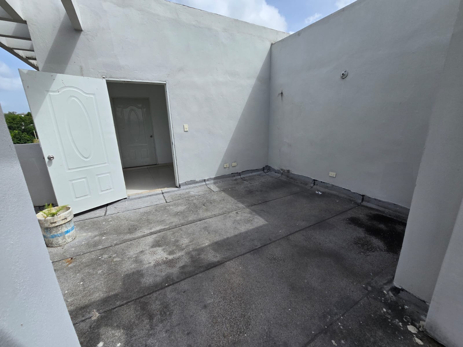 Apartamento con Terraza Privada Jacobo Majluta  4to Piso  82mt2 Foto 7324418-2.jpg