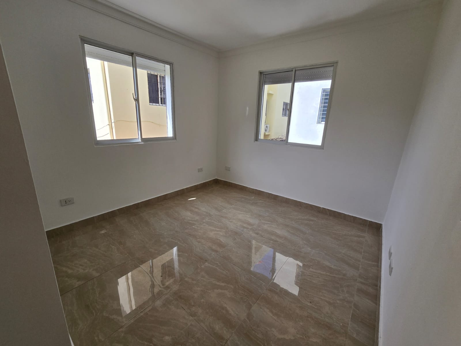 2do piso con Terraza en Marañon a pasos de la Jacobo Majluta  Ubicació Foto 7324421-12.jpg