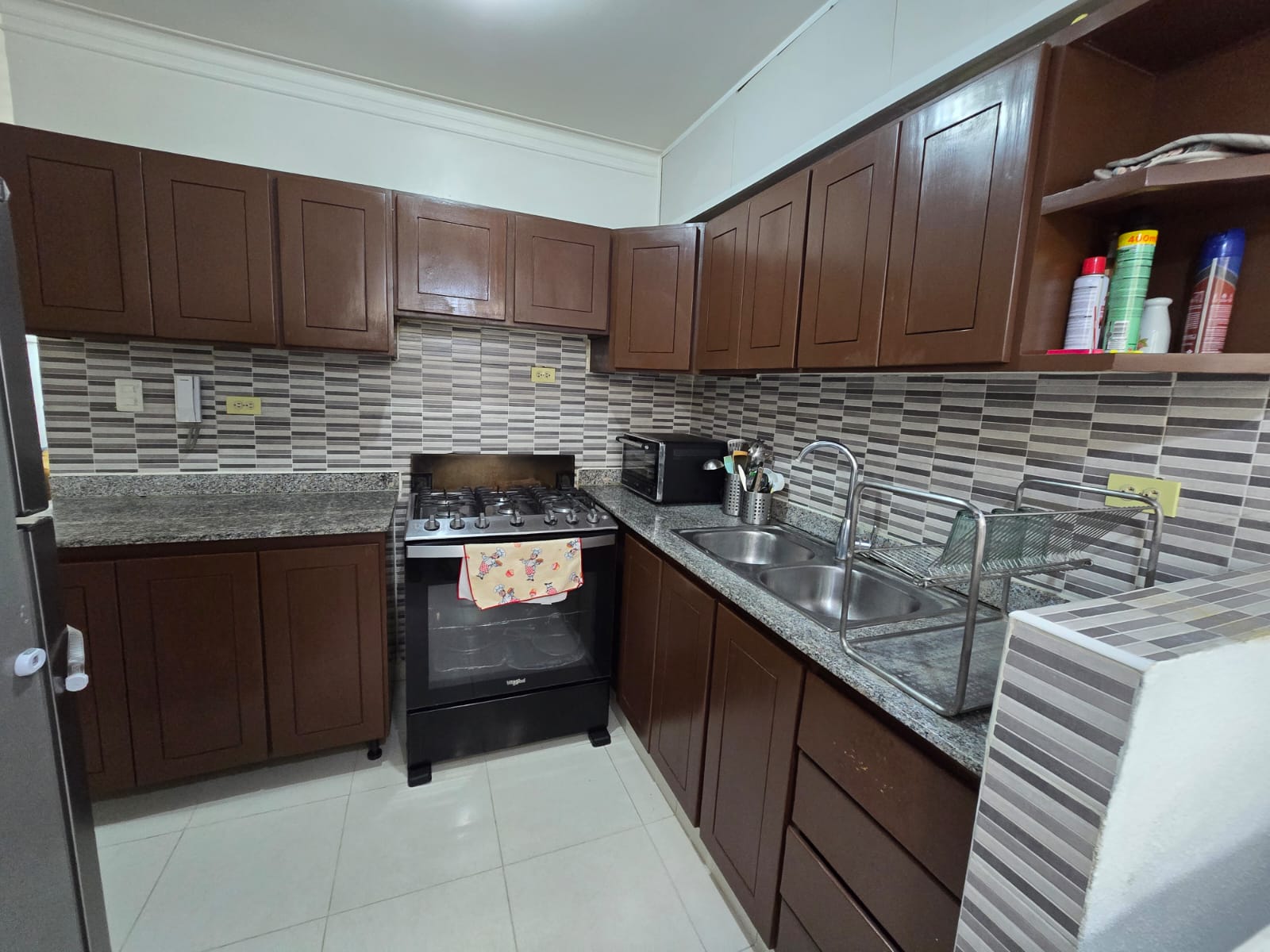 Apartamento en el Residencial Monumental Santo Domingo Oeste.   Foto 7324463-12.jpg