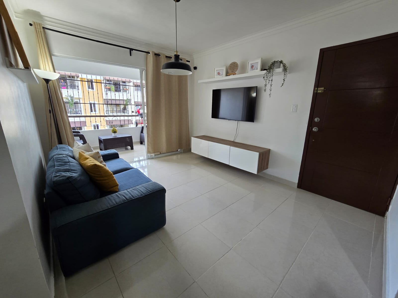 Apartamento en el Residencial Monumental Santo Domingo Oeste.   Foto 7324463-5.jpg