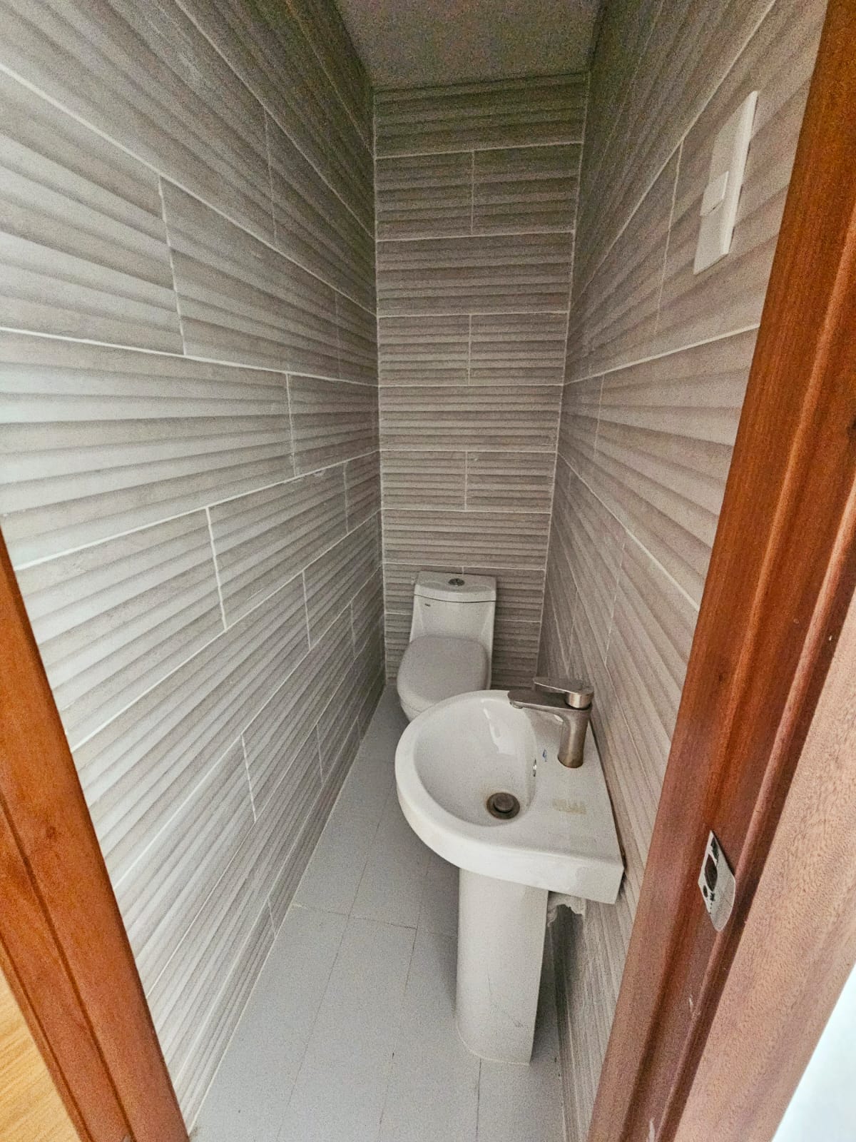 Apartamento Nuevo con terraza en Don Honorio RD11250000  - 2do piso co Foto 7324470-5.jpg