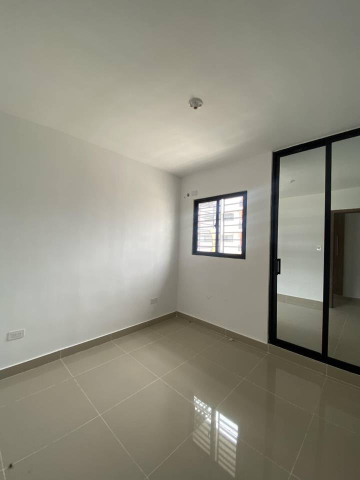 Alquiler de Apartamento en la Charles de Gaulle. Foto 7324518-4.jpg