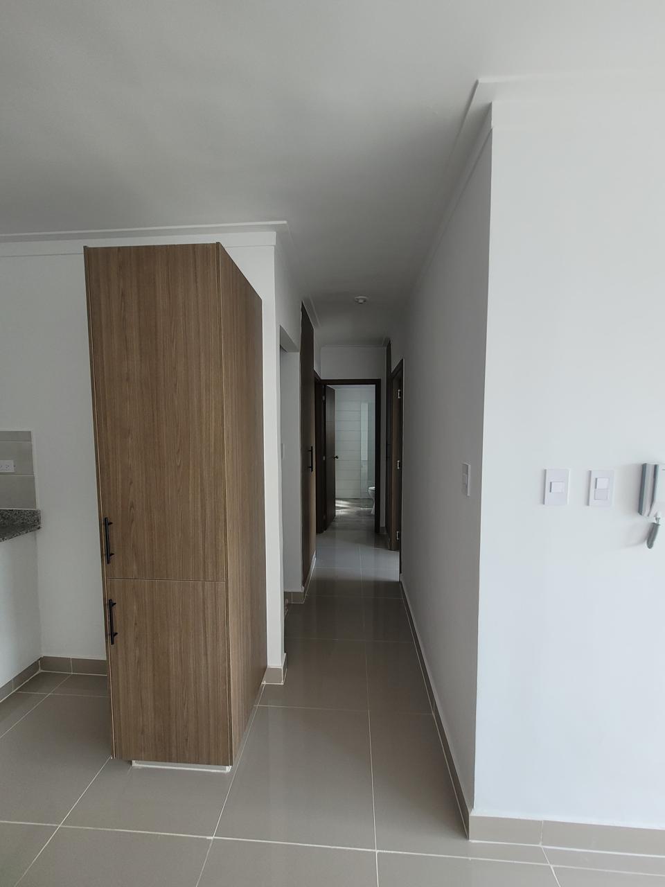 Alquiler de Apartamento en la Charles de Gaulle. Foto 7324536-3.jpg