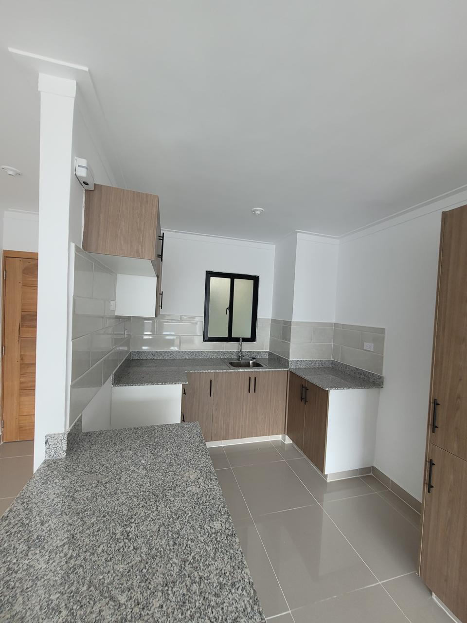 Alquiler de Apartamento en la Charles de Gaulle. Foto 7324536-4.jpg