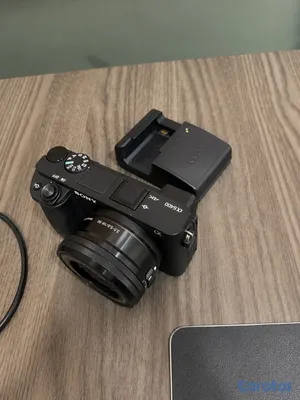 Sony A6400 4K  lente 16-50mm  bolso Lowepro y cargador Foto 7324659-6.jpg