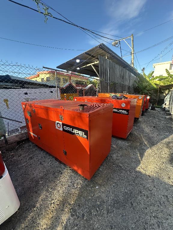 PLANTA ELÉCTRICA GRUPEL DE 16 KW SÚPER SILENCIOSA DISPONIBLE  Foto 7324668-1.jpg