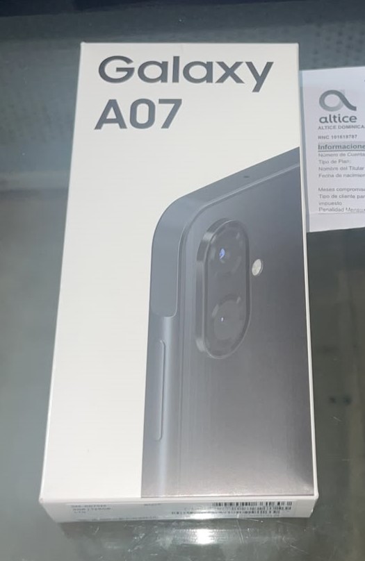 Samsung A07 128 de almacenamiento 4 de ram  2 cámara trasera  1 delant Foto 7324740-1.jpg