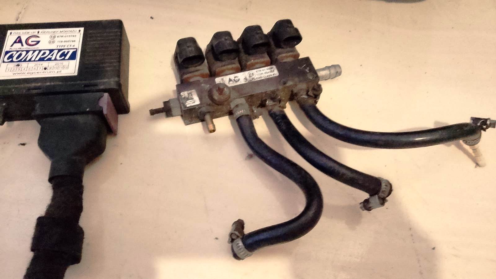 Se vende equpo de gas para vehiculo con su tanque computadora regulado Foto 7324816-6.jpg