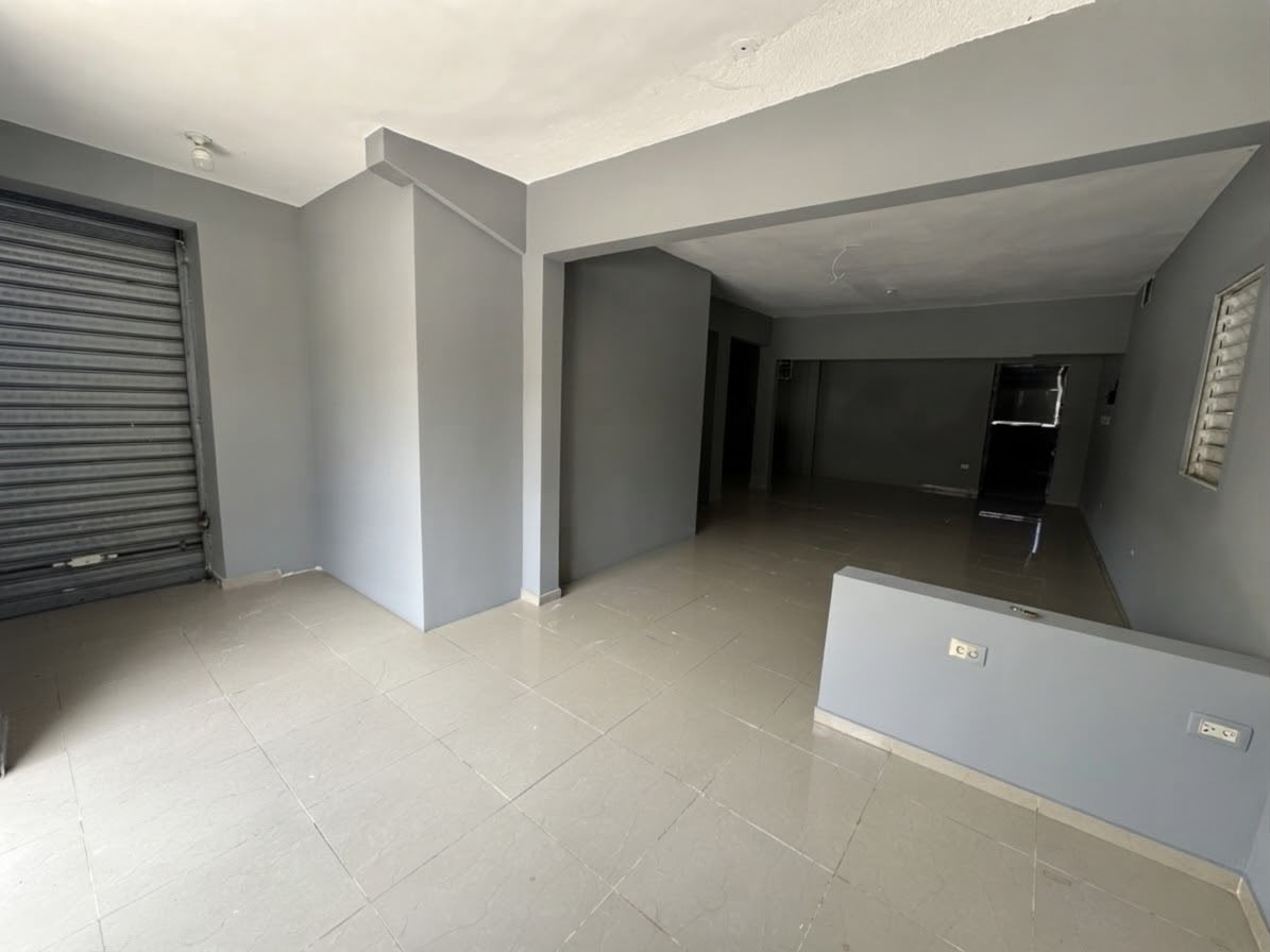 Rento Local de 90 Mts2 en Invivienda Foto 7324820-4.jpg