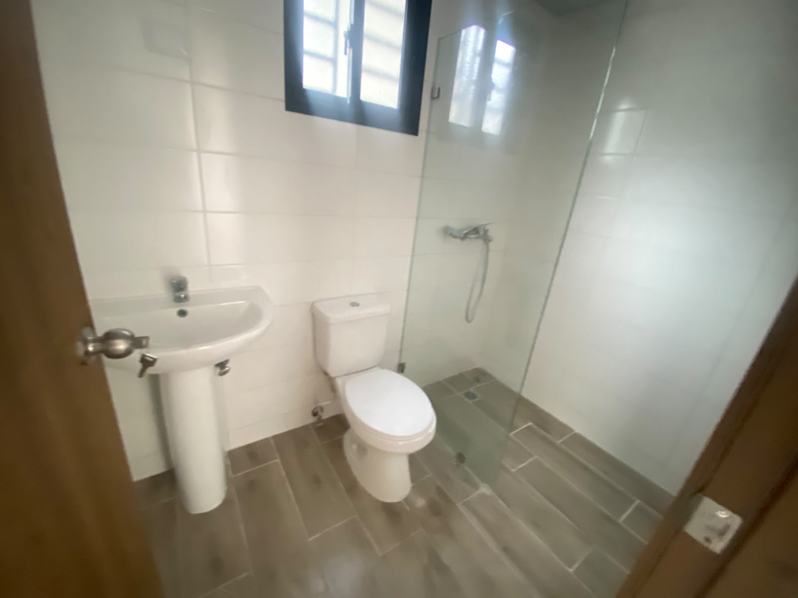 Alquilo apto nuevo Residencial Lp-11 Ciudad Juan Bosch  Primer nivel  Foto 7325116-7.jpg
